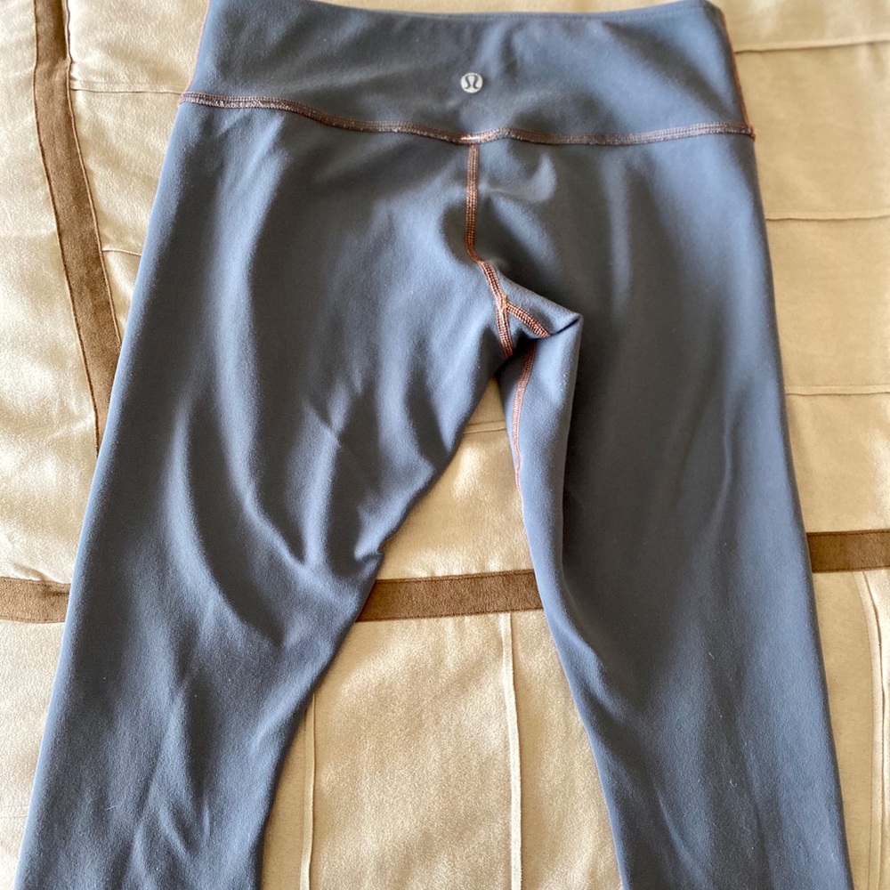 Lululemon Reversible Grey/Orange Leggings Size 6